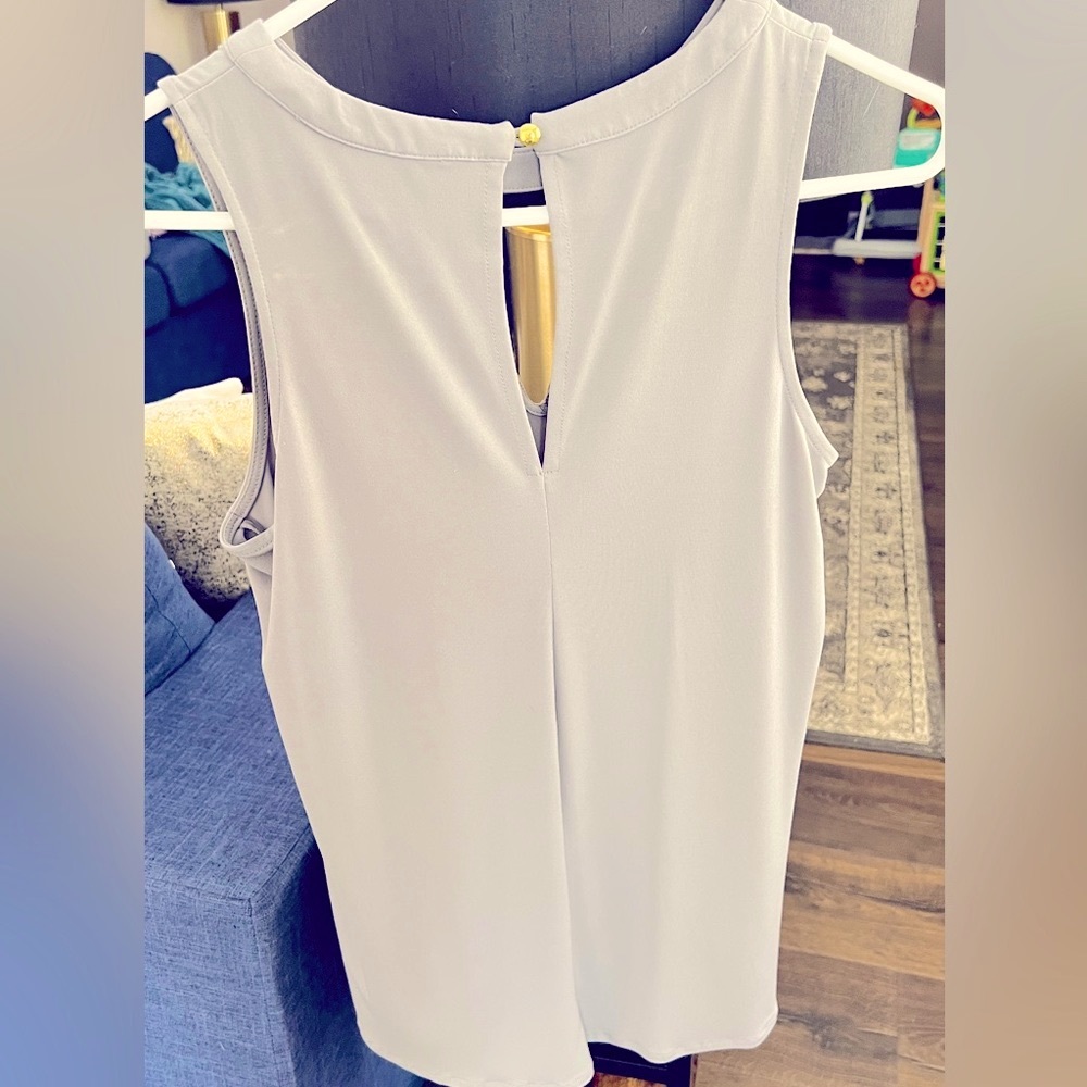 Banana Republic | S | Like New - sleeveless blouse. Light gray.